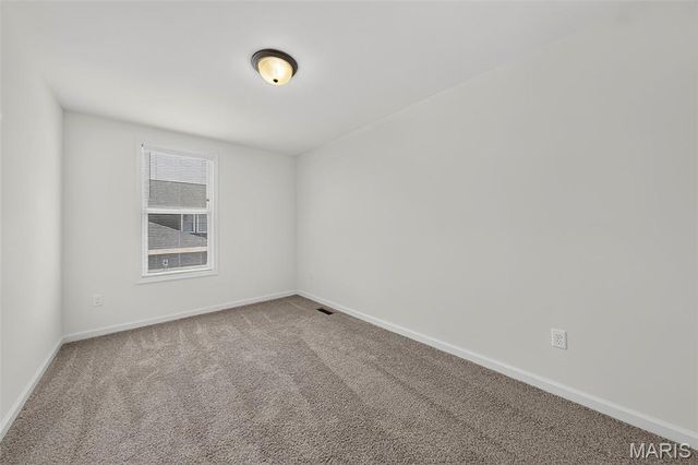 108 Tiber Way, St Charles, MO 63301