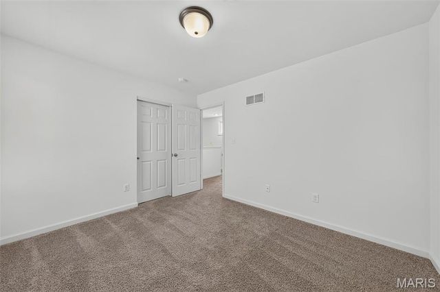108 Tiber Way, St Charles, MO 63301