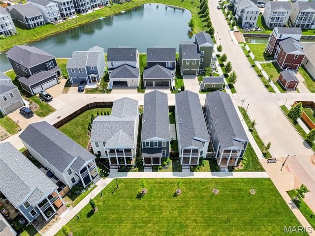 108 Tiber Way, St Charles, MO 63301