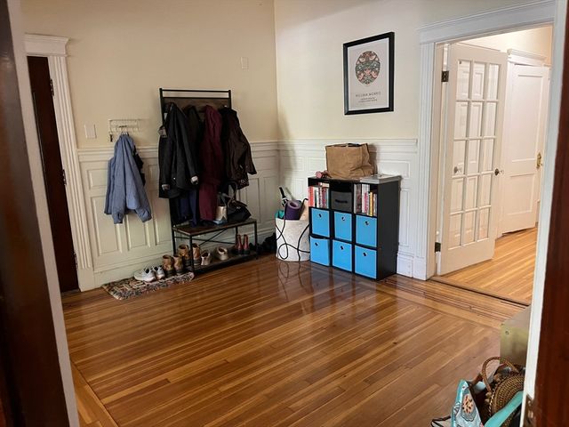 1033 Beacon Street 1, Brookline, MA 02446