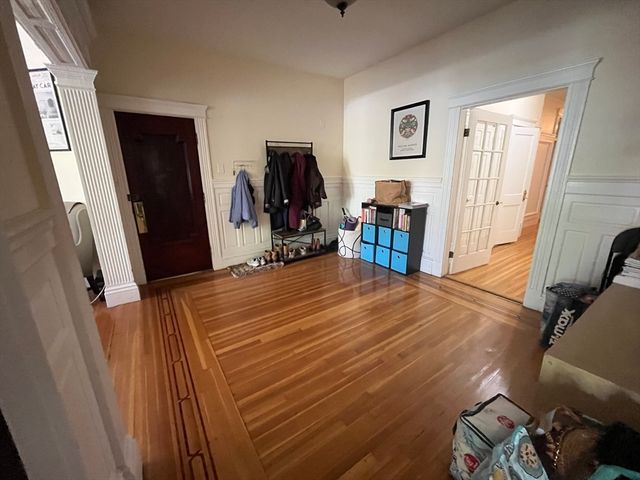 1033 Beacon Street 1, Brookline, MA 02446