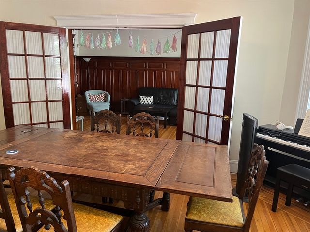 1033 Beacon Street 1, Brookline, MA 02446