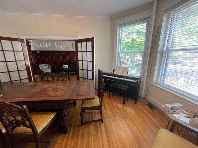 1033 Beacon Street 1, Brookline, MA 02446