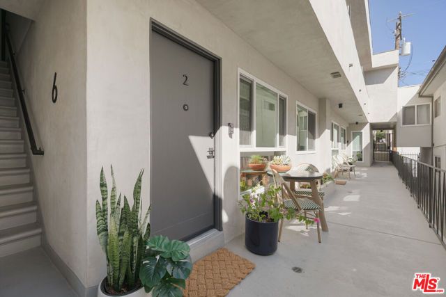 536 N Orlando Avenue 2, Los Angeles, CA 90048