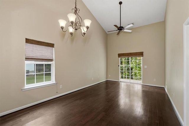 240 Cottonwood Creek Circle, Canton, GA 30114
