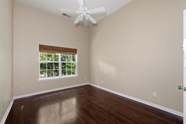 240 Cottonwood Creek Circle, Canton, GA 30114