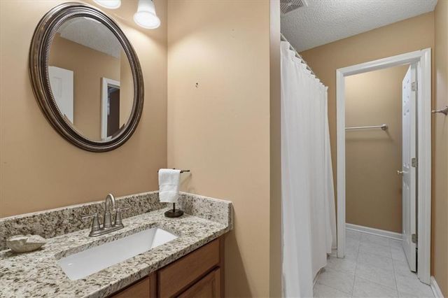240 Cottonwood Creek Circle, Canton, GA 30114