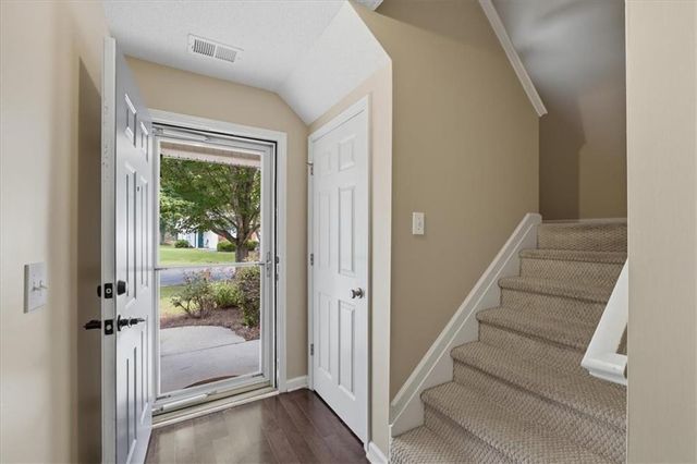 240 Cottonwood Creek Circle, Canton, GA 30114