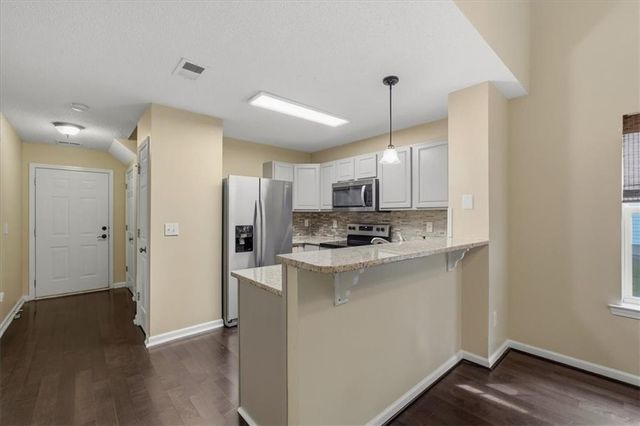 240 Cottonwood Creek Circle, Canton, GA 30114