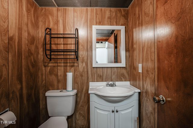 111 Brandon Lane, Jonesborough, TN 37659