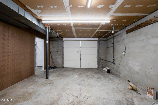 111 Brandon Lane, Jonesborough, TN 37659