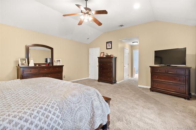 251 Oakwood Road, Oakdale, NY 11769