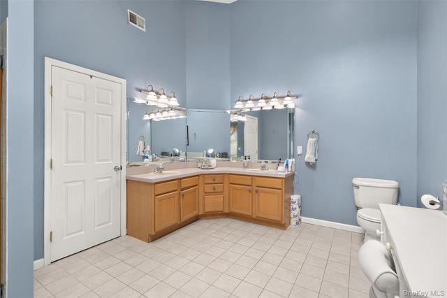 251 Oakwood Road, Oakdale, NY 11769