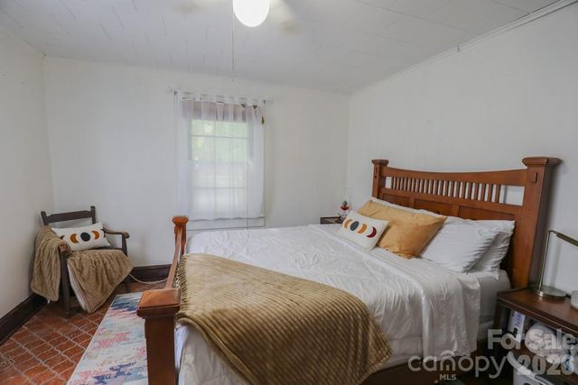 1646 Silver Street, Morganton, NC 28655