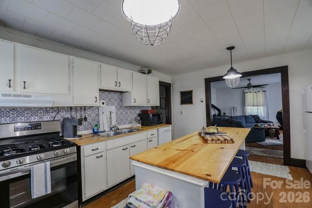 1646 Silver Street, Morganton, NC 28655