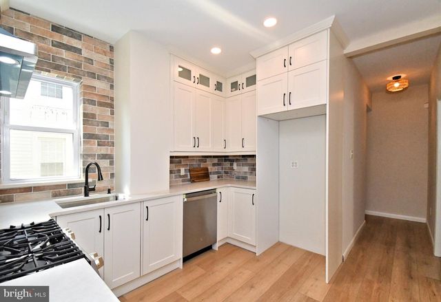 210 S CHESTNUT ST, Ambler, PA 19002