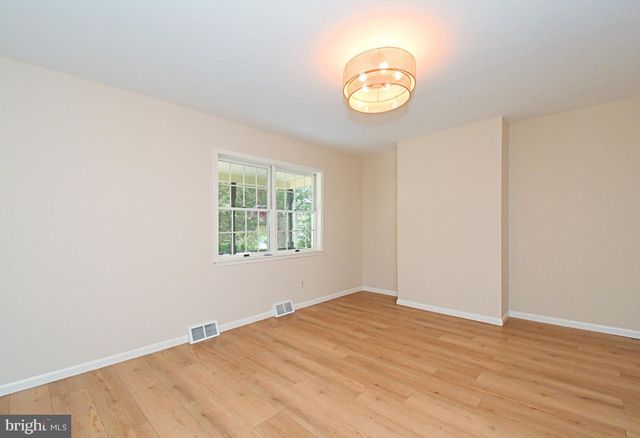 210 S CHESTNUT ST, Ambler, PA 19002