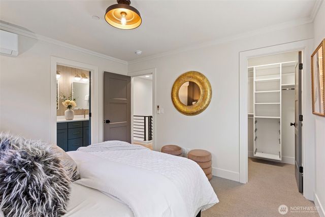 12831 NE 78th Place, Kirkland, WA 98033