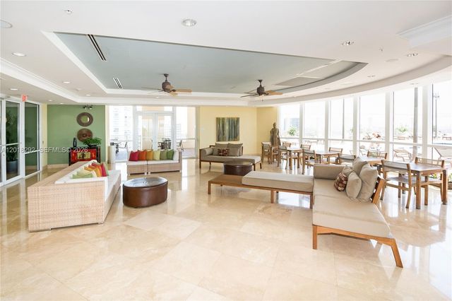511 SE 5th Ave 704, Fort Lauderdale, FL 33301