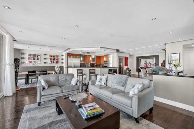 2845 NE 9th St 504, Fort Lauderdale, FL 33304