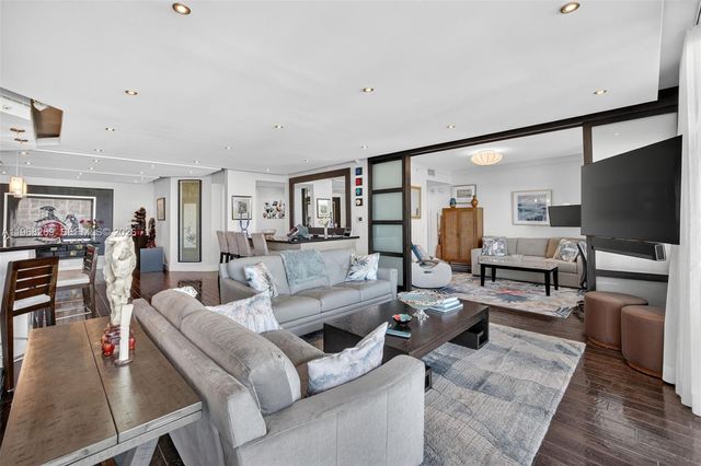 2845 NE 9th St 504, Fort Lauderdale, FL 33304