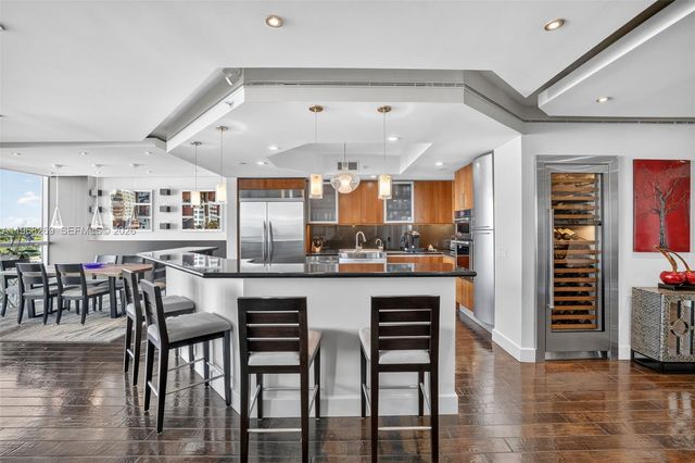 2845 NE 9th St 504, Fort Lauderdale, FL 33304