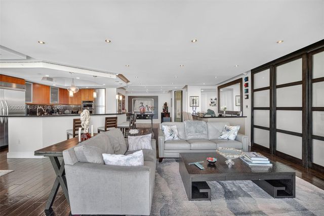 2845 NE 9th St 504, Fort Lauderdale, FL 33304