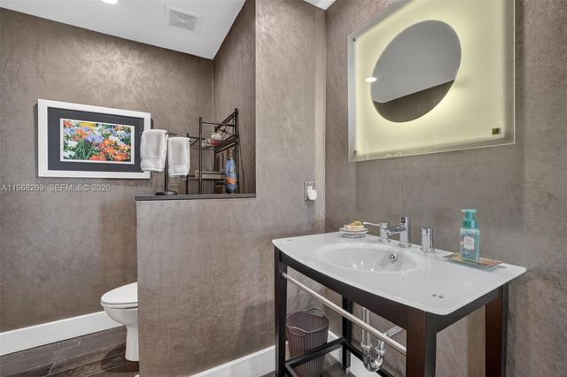 2845 NE 9th St 504, Fort Lauderdale, FL 33304