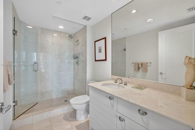 2845 NE 9th St 504, Fort Lauderdale, FL 33304