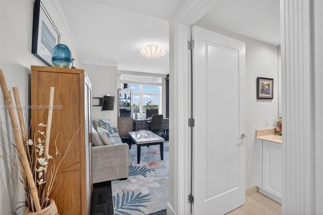 2845 NE 9th St 504, Fort Lauderdale, FL 33304