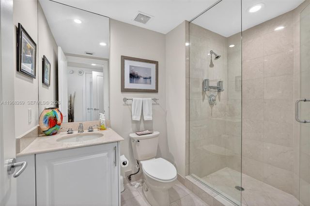 2845 NE 9th St 504, Fort Lauderdale, FL 33304