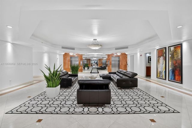 2845 NE 9th St 504, Fort Lauderdale, FL 33304