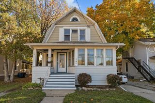 730 JACKSON STREET, Oshkosh, WI 54901