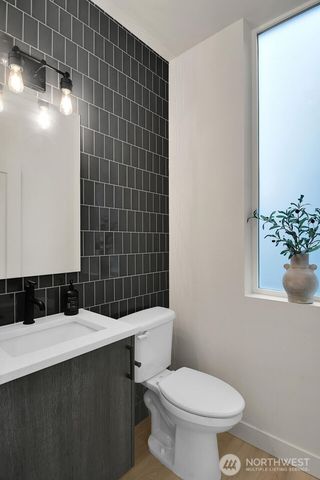 6512 23rd Avenue NE, Seattle, WA 98115