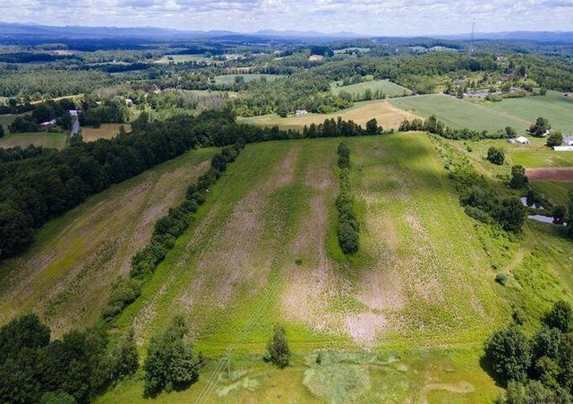 107 Brickhouse Road, Stillwater, NY 12170