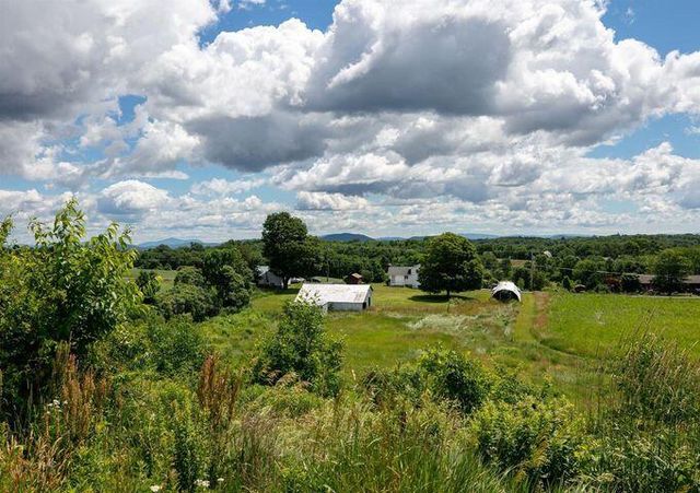 107 Brickhouse Road, Stillwater, NY 12170