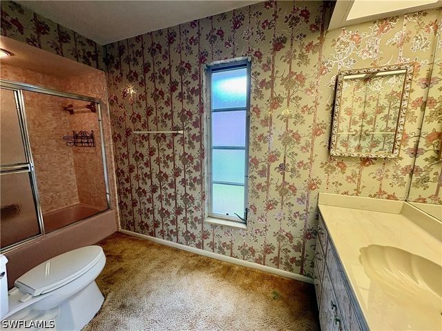 2353 Abbey CT, Naples, FL 34112