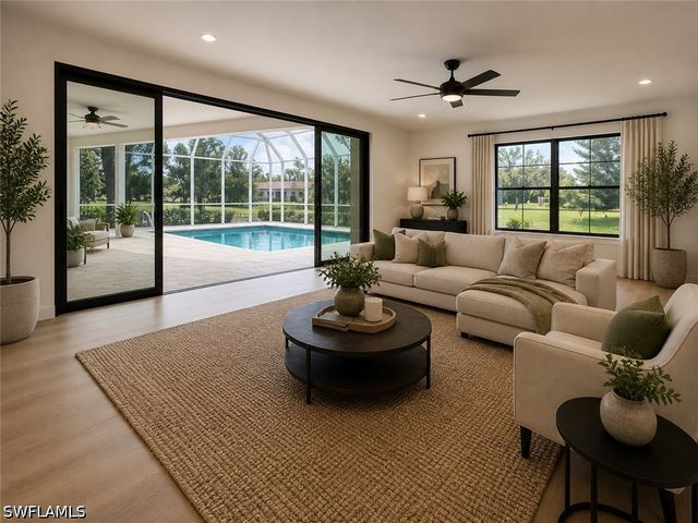 2353 Abbey CT, Naples, FL 34112