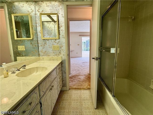 2353 Abbey CT, Naples, FL 34112