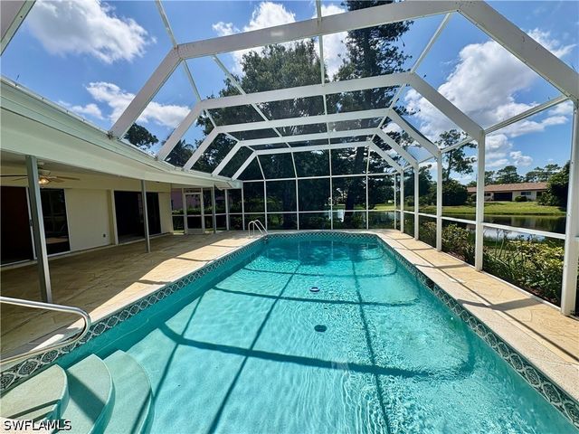 2353 Abbey CT, Naples, FL 34112