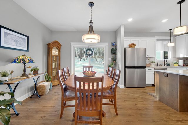 212 N 600 W, Valparaiso, IN 46385