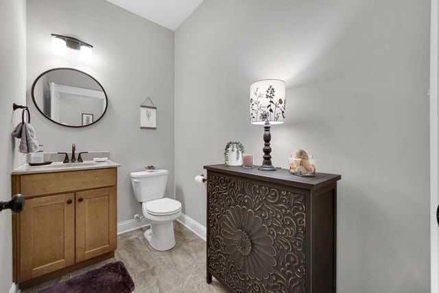 212 N 600 W, Valparaiso, IN 46385