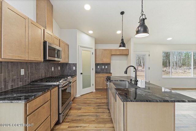 L2 B7 E Star Garnet Circle, Wasilla, AK 99654