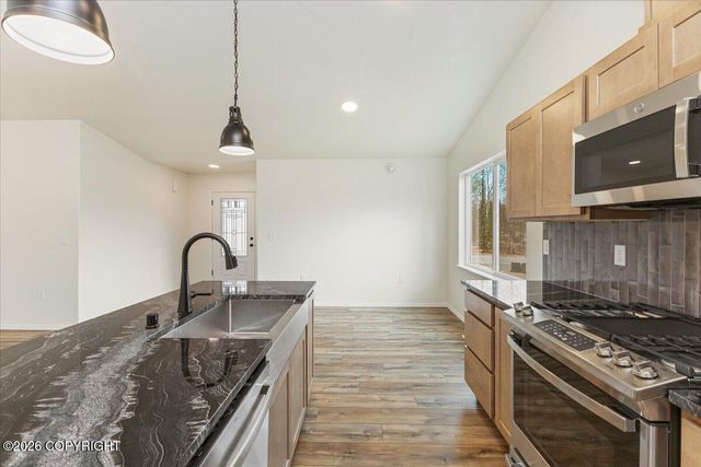 L2 B7 E Star Garnet Circle, Wasilla, AK 99654