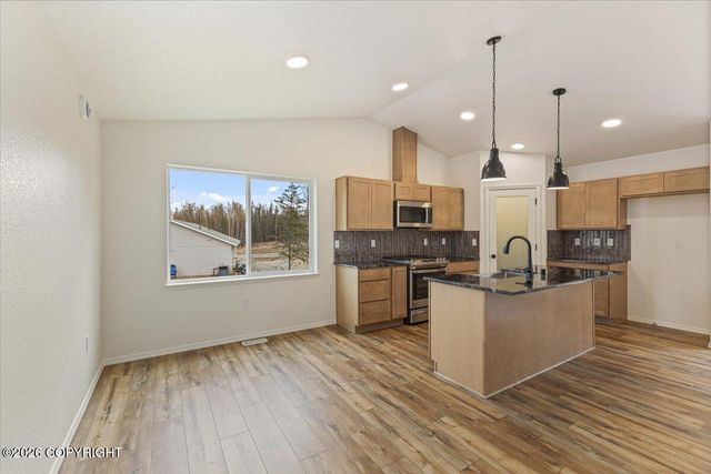 L2 B7 E Star Garnet Circle, Wasilla, AK 99654