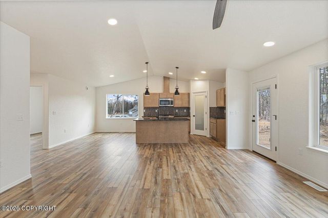 L2 B7 E Star Garnet Circle, Wasilla, AK 99654