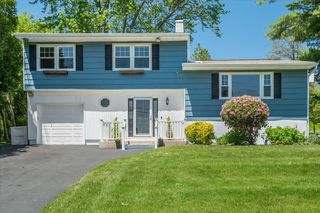 3505 Flanders Drive, Yorktown Heights, NY 10598