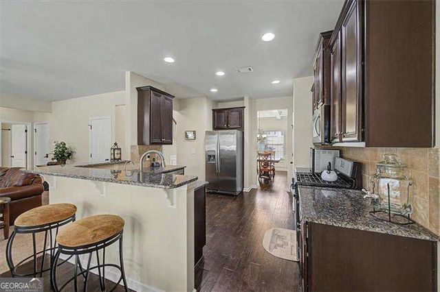 464 Silver Oak Drive, Dallas, GA 30132