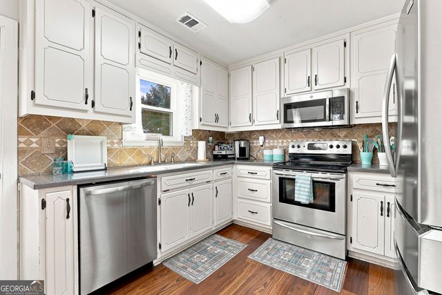 13 Lassetter Road, Sharpsburg, GA 30277