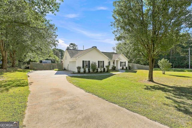 13 Lassetter Road, Sharpsburg, GA 30277